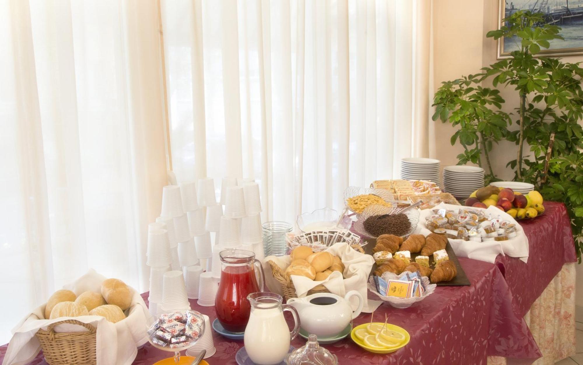 Fior Di Loto - Rimini Hotel ภายนอก รูปภาพ